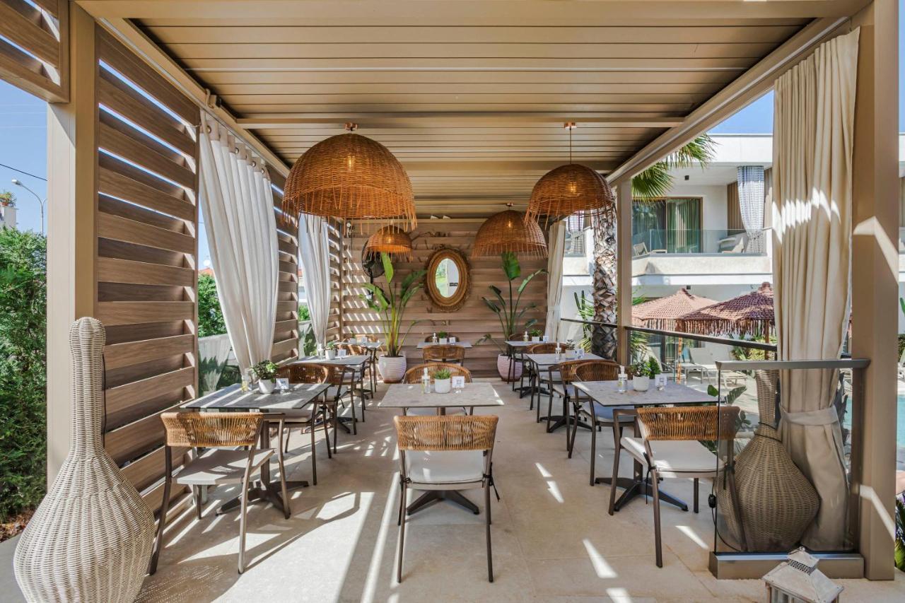 Pefki Deluxe Residences 2*